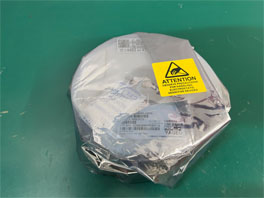 Product in vacuum packaging